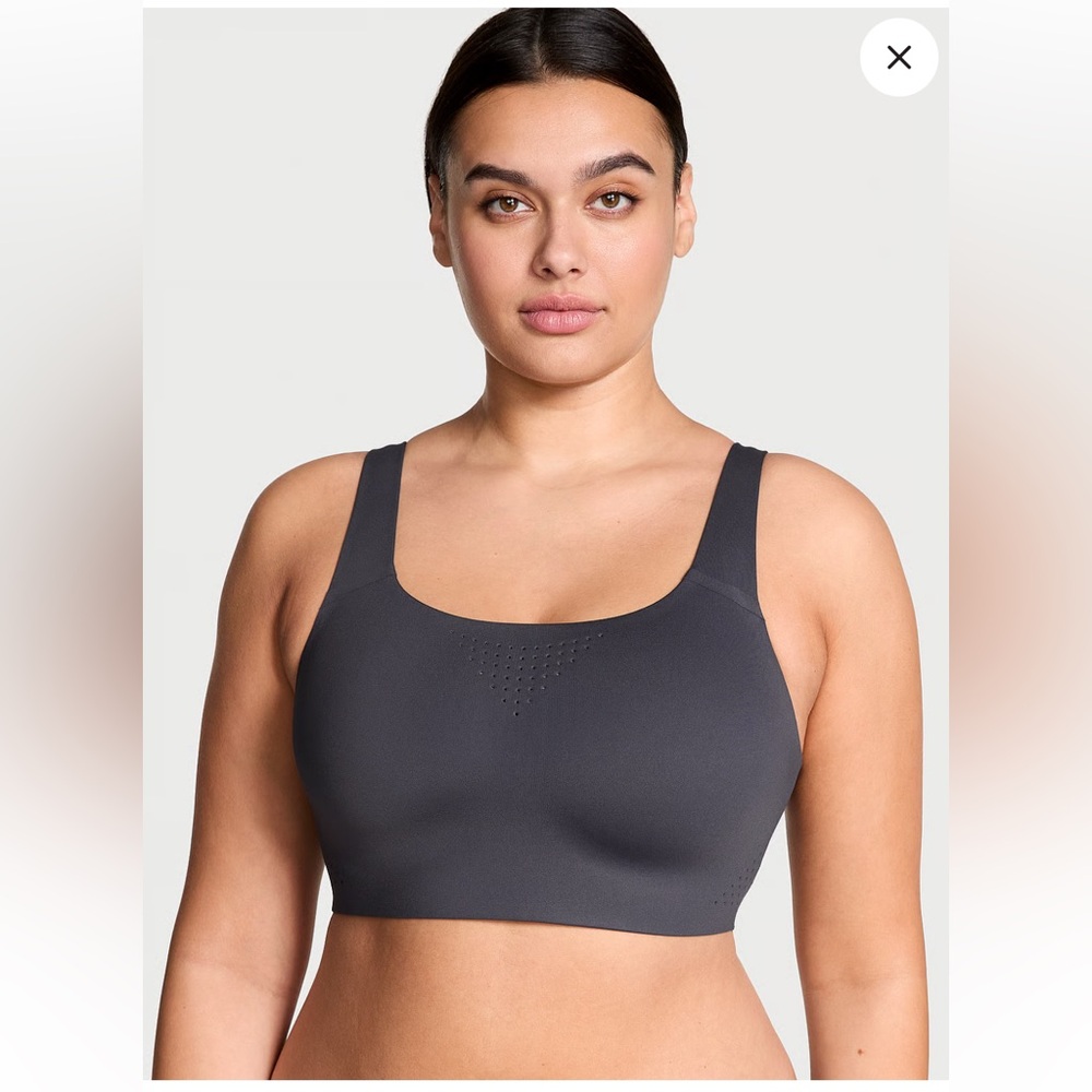 Victoria’s Secret Featherweight Max Sports Bra (Gray - 40DD)